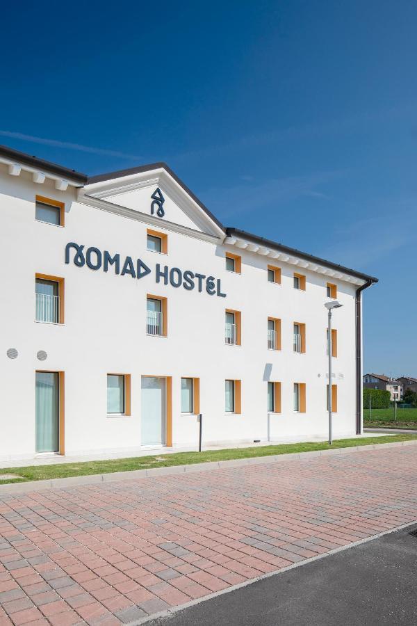 Nomad Hostel Treviso Exterior foto